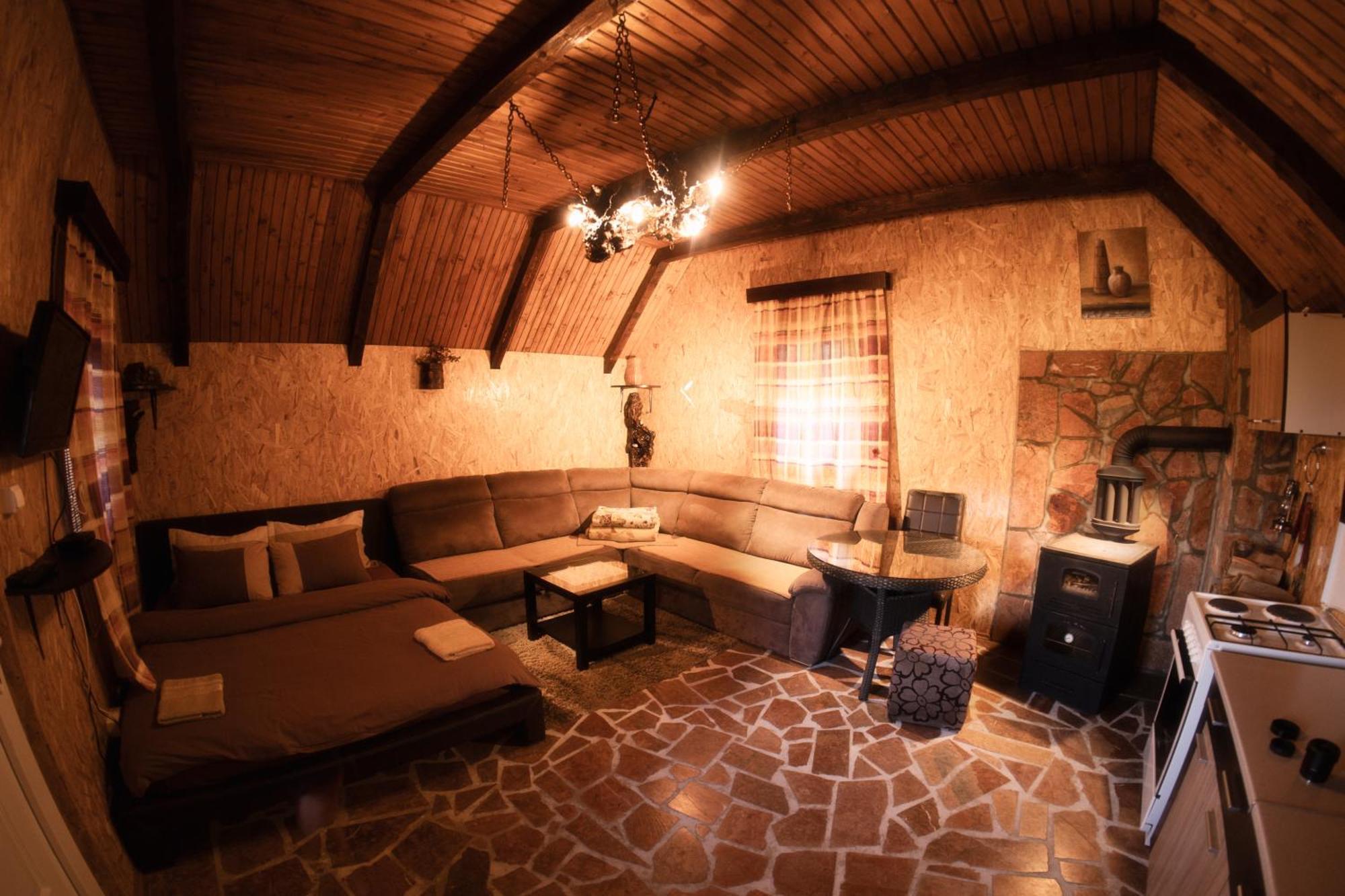 فندق Detached House Milivoje Poscenje المظهر الخارجي الصورة