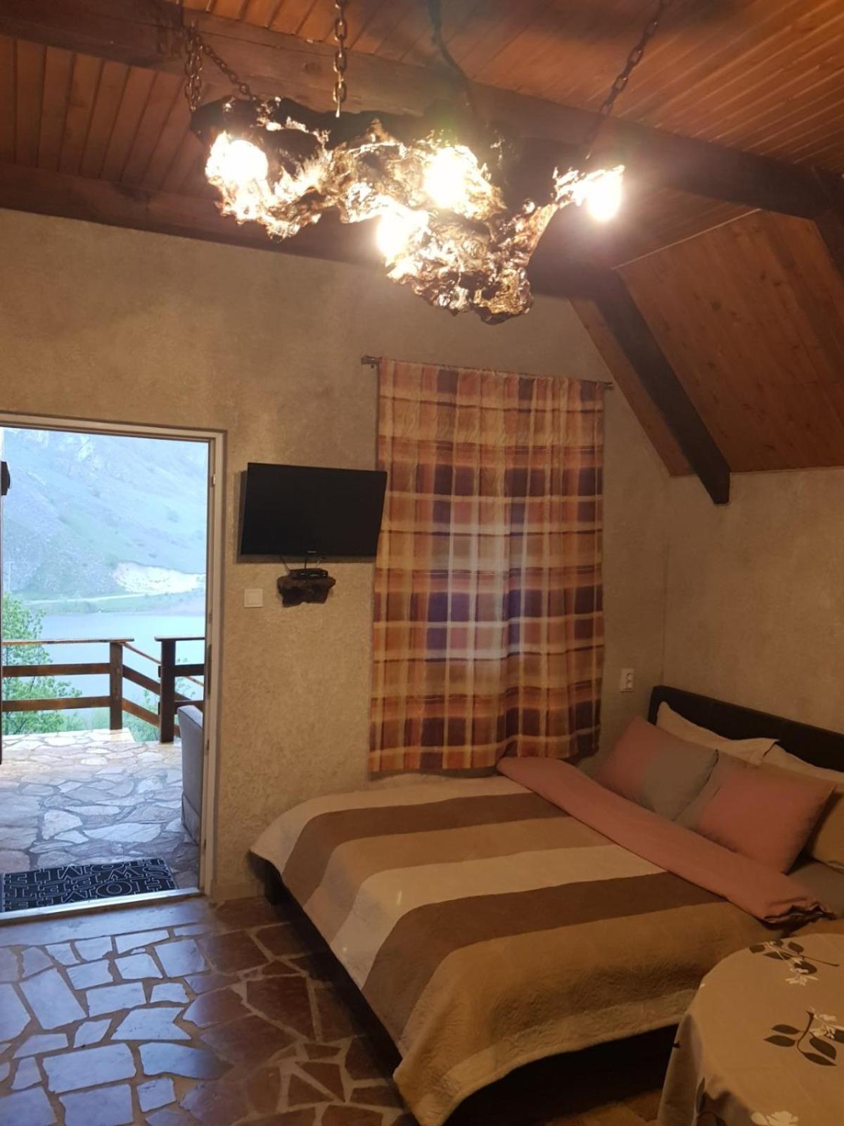 فندق Detached House Milivoje Poscenje المظهر الخارجي الصورة